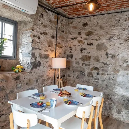 Ferienhaus Panoramic Stone Retreat - By Lovecomo